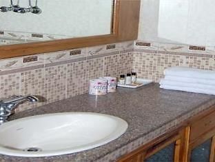מנאלי Armaan Holiday Cottage מראה חיצוני תמונה